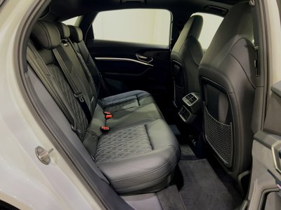 2025 AUDI SQ8 SPORTBACK E-TRON 缩略图 21