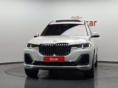 2020 BMW X7 照片 2