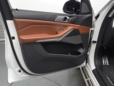2020 BMW X7 缩略图 14