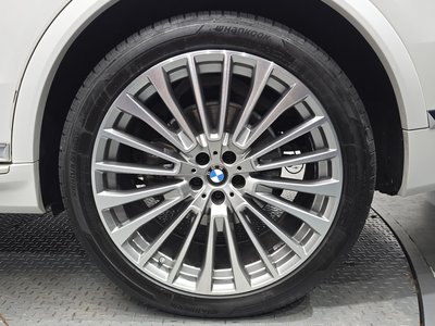 2020 BMW X7 照片 8