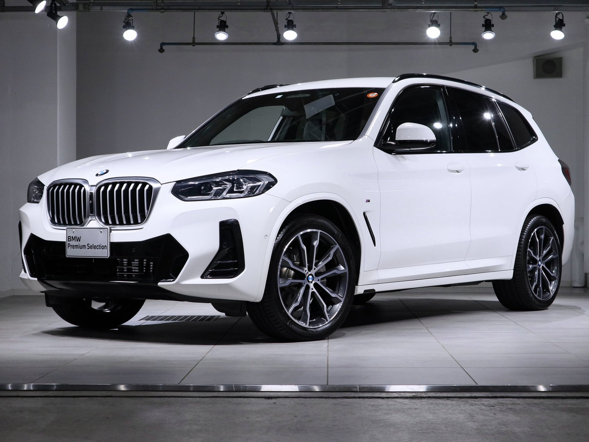 BMW X3 - View 1
