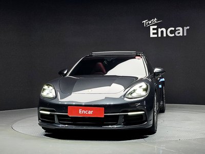 PORSCHE PANAMERA - 2