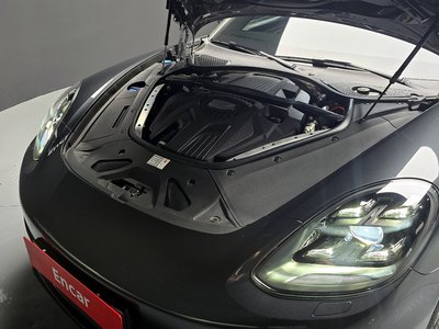 PORSCHE PANAMERA - 7