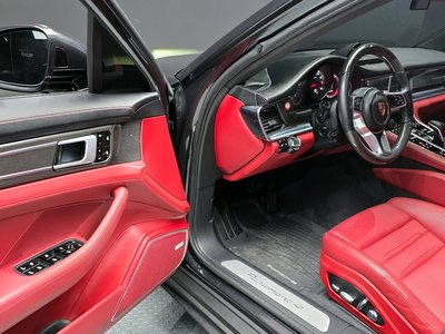 PORSCHE PANAMERA - 10