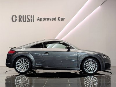 AUDI TT - 4