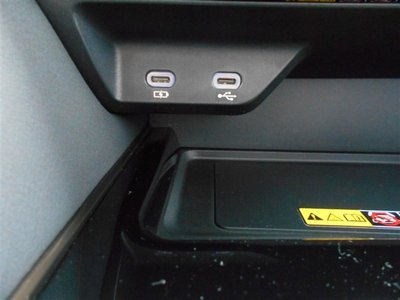 صورة مصغرة 32 لـ 2023 Toyota ALPHARD