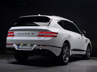 GENESIS GV80 - 3