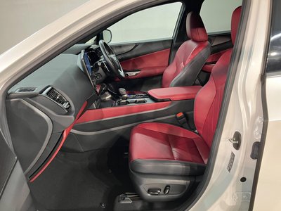 2023 Lexus NX photo 9