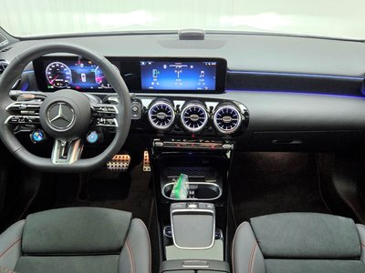 2025 Mercedes-BENZ A-CLASS 照片 4