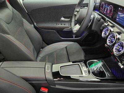 2025 Mercedes-BENZ A-CLASS 照片 9