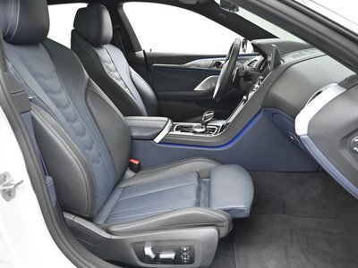 صورة 10 لـ 2025 BMW 8 SERIES