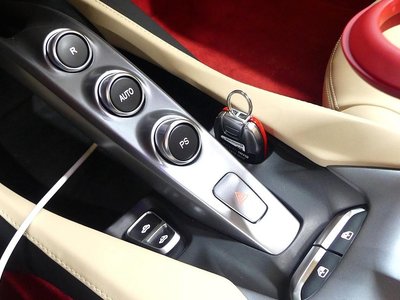 FERRARI PORTOFINO - 4