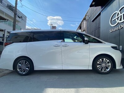TOYOTA ALPHARD - 10