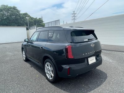 MINI MINI COUNTRYMAN - 10