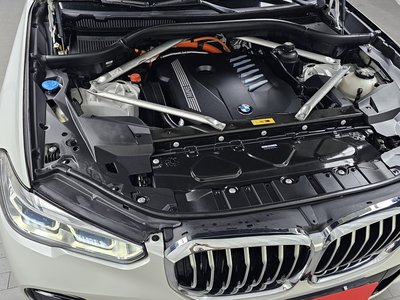 صورة 7 لـ 2021 BMW X5