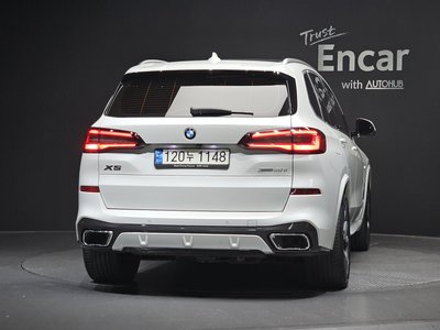 صورة 4 لـ 2021 BMW X5
