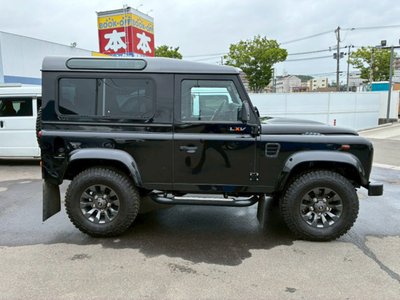 LAND ROVER DEFENDER - 4