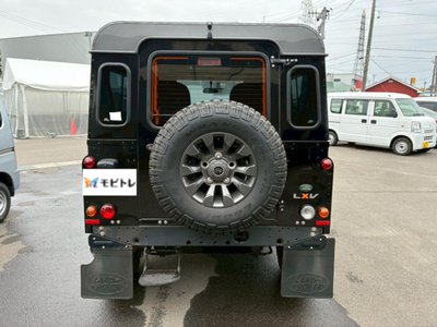LAND ROVER DEFENDER - 6
