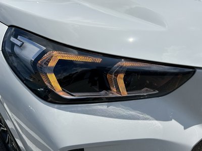 2026 BMW IX1 照片 13