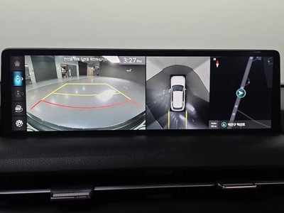 2022 Genesis GV70 thumbnail 15