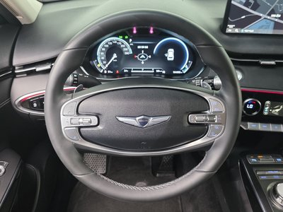 2022 Genesis GV70 thumbnail 13