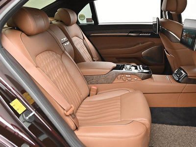 2021 Genesis G90 — миниатюра 12