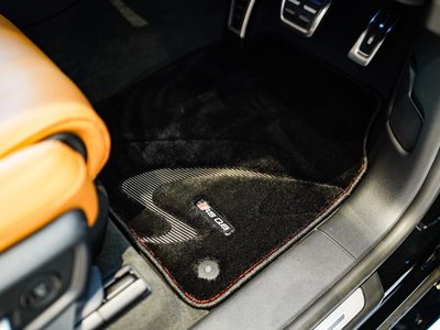 صورة مصغرة 66 لـ 2025 AUDI RS Q8