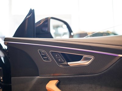 صورة مصغرة 59 لـ 2025 AUDI RS Q8