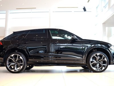 صورة 8 لـ 2025 AUDI RS Q8