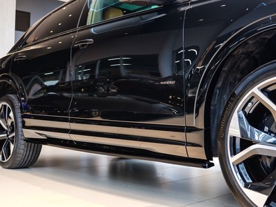 صورة 9 لـ 2025 AUDI RS Q8