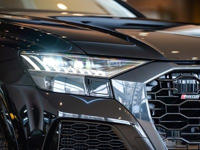 صورة مصغرة 32 لـ 2025 AUDI RS Q8