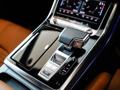 صورة مصغرة 20 لـ 2025 AUDI RS Q8