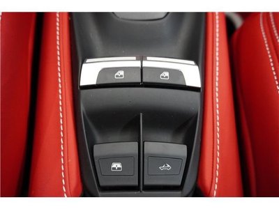 2018 Ferrari 488 SPIDER thumbnail 25