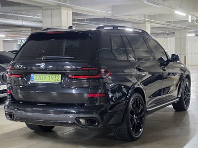 2025 BMW X7 照片 4
