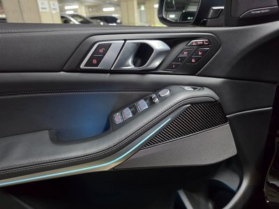 2025 BMW X7 缩略图 17