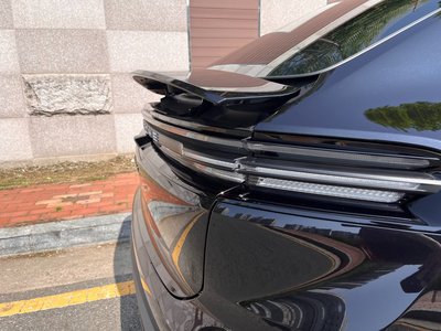 PORSCHE MACAN - 9