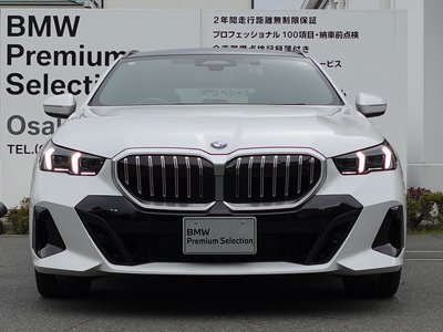 BMW 5 SERIES TOURING 2025 thumbnail 7