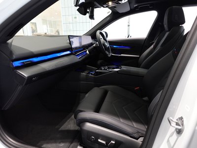 BMW 5 SERIES TOURING 2025 thumbnail 21