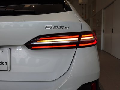 BMW 5 SERIES TOURING 2025 thumbnail 76