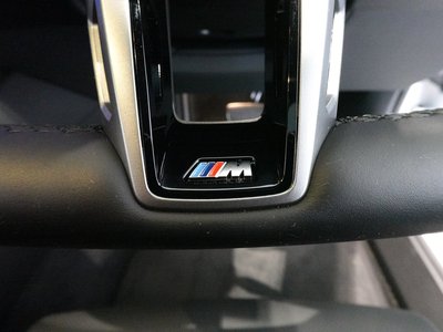 BMW 5 SERIES TOURING 2025 thumbnail 44