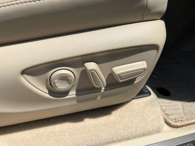 صورة 10 لـ 2023 Toyota LAND CRUISER 300