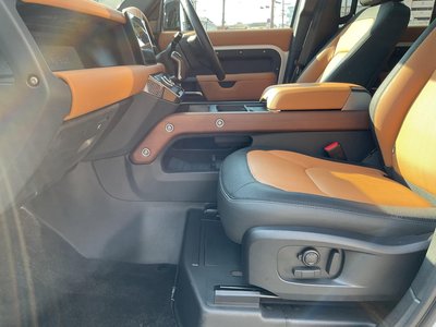 صورة مصغرة 35 لـ 2023 LAND Rover DEFENDER
