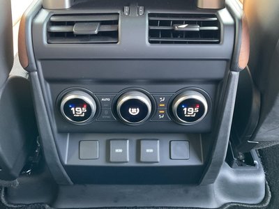 صورة مصغرة 40 لـ 2023 LAND Rover DEFENDER