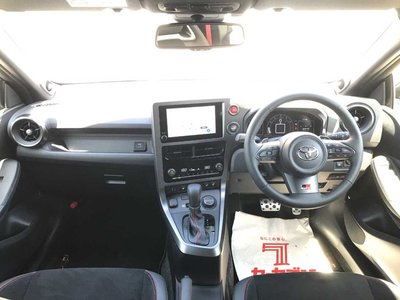 TOYOTA YARIS - 5