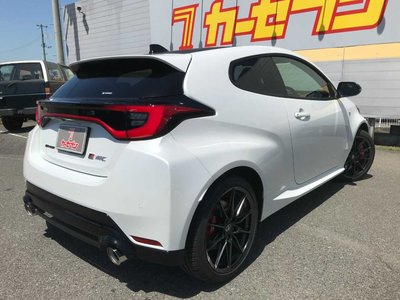 TOYOTA YARIS - 3