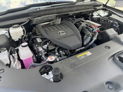 صورة مصغرة 18 لـ 2024 Lexus RX