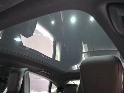 2022 Porsche TAYCAN 缩略图 24