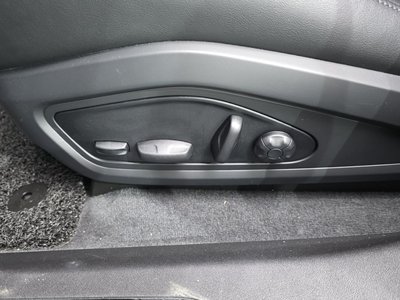 2022 Porsche TAYCAN 缩略图 33