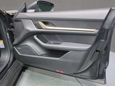 2022 Porsche TAYCAN 缩略图 14