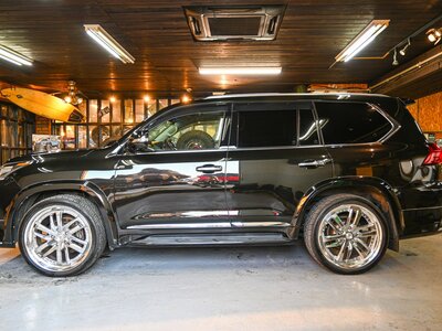 LEXUS LX - 10